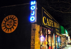 Long Island Blogger: Cafe Mojo