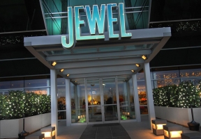 Long Island Blogger: Jewel Restaurant