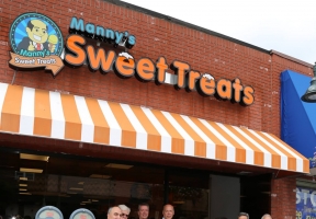 Long Island Blogger: Mannys Sweet Treats