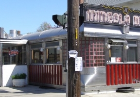 Long Island Blogger: Mineola Diner