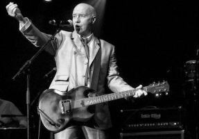 Midge Ure releasing new album, touring with Thompson Twins’ Tom Bailey, Howard Jones