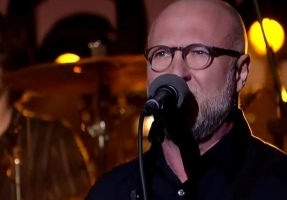 Bob Mould announces new album ‘Beauty & Ruin,’ plays ‘See a Little Light’ on Letterman