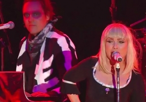 Blondie’s Debbie Harry joins Arcade Fire at Coachella to sing ‘Heart of Glass’