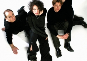 Robert Smith: The Cure’s ‘4:13 Dream’ sessions to be released as 2 new albums