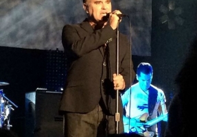 Morrissey debuts 3 new songs at U.S. tour opener, show ends in stage-invasion chaos