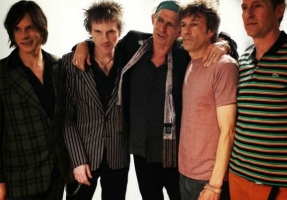 Watch The Replacements rip through ‘Alex Chilton’ on ‘Tonight Show with Jimmy Fallon’