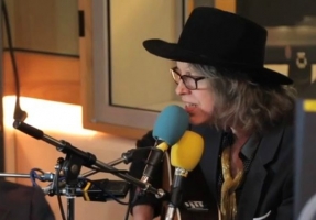 ‘Best cover we’ve ever had’: Watch The Waterboys play Prince’s ‘Purple Rain’ live on BBC