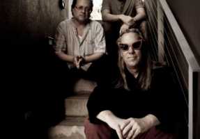 Violent Femmes prep EP, debut ‘Love Love Love Love Love’ — first new song in 15 years